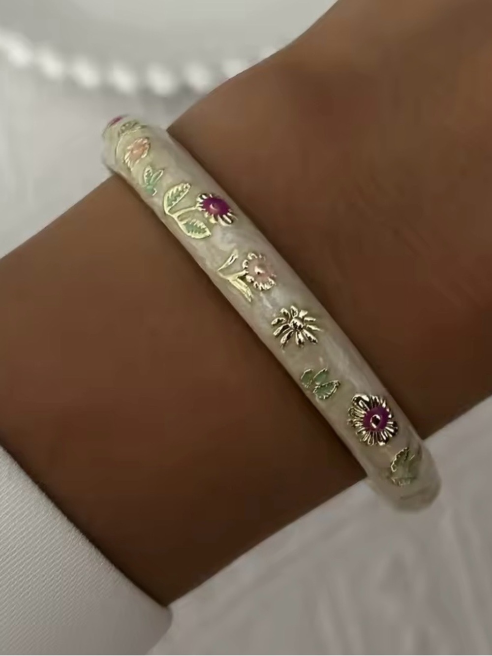 Mother-of-Pearl Floral Hinged Bangle Bracelet - Pink & Gold Accents
